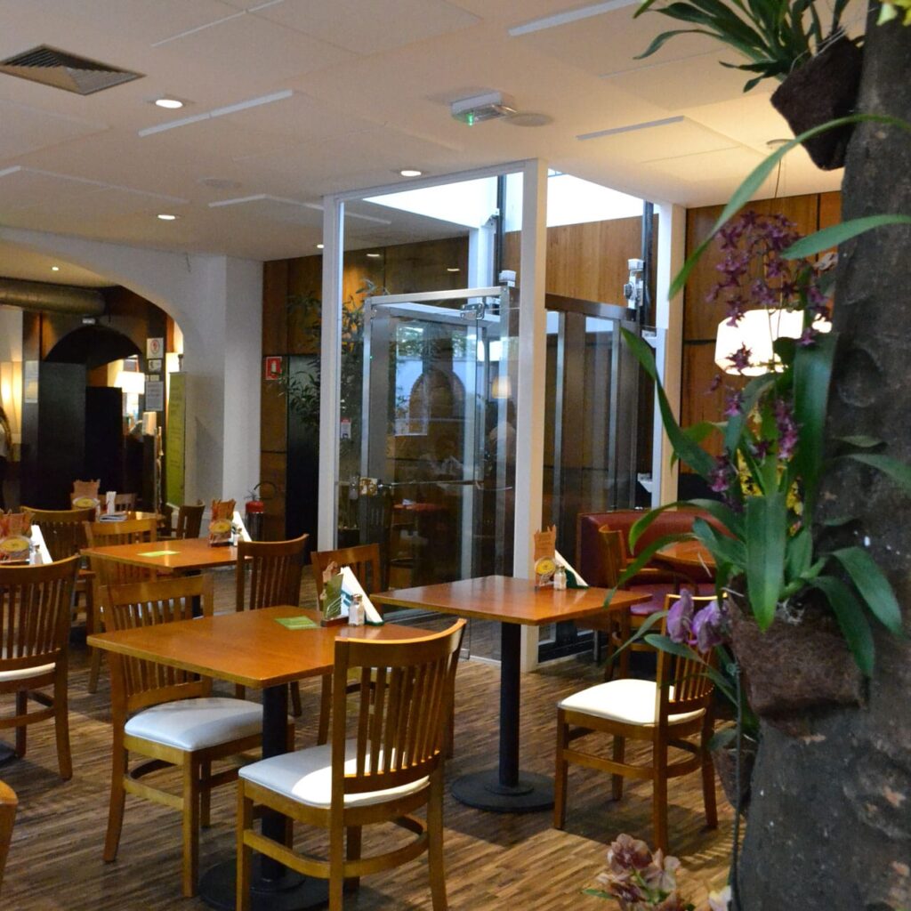 Plataforma Restaurante América Alameda Santos 2