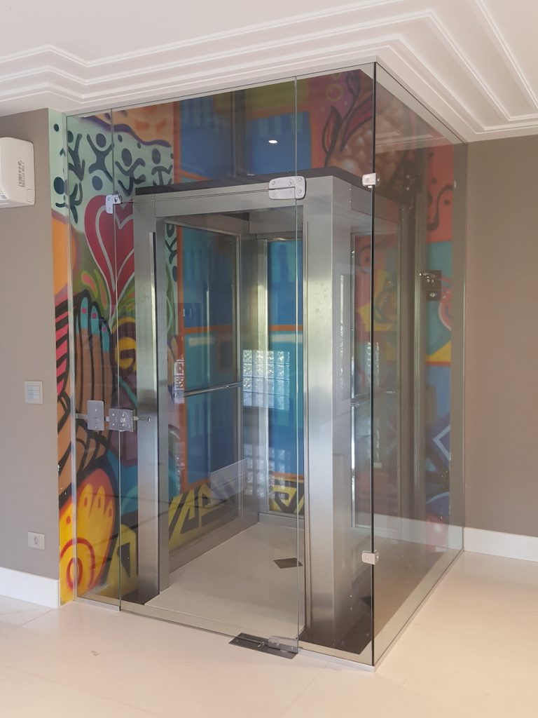 Plataforma de Acessibilidade Panorâmica em Aço Inox Residencial Luxo