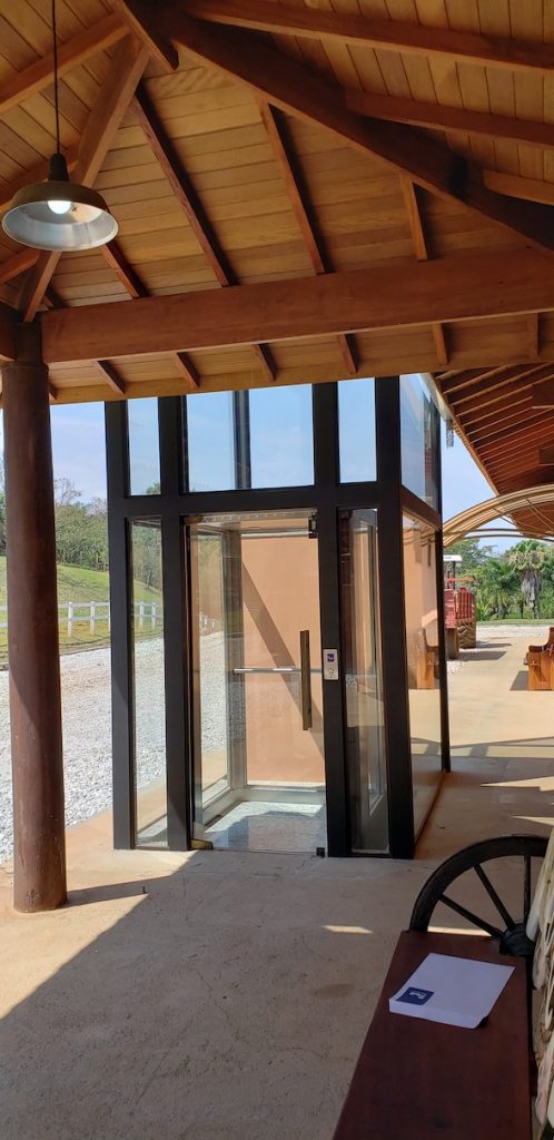 Plataforma de Acessibilidade Panorâmica em Aço Inox