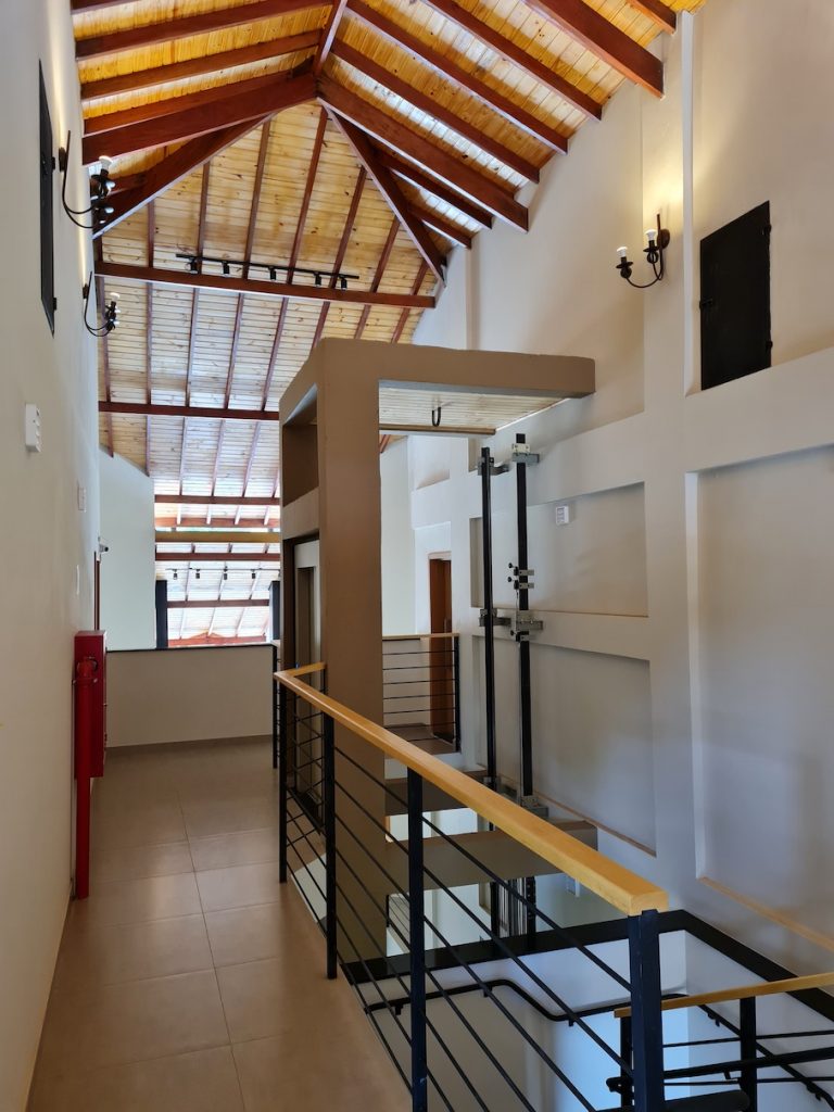 Elevador de Passageiros e Acessibilidade Panorâmico Hidráulico em Aço Carbono