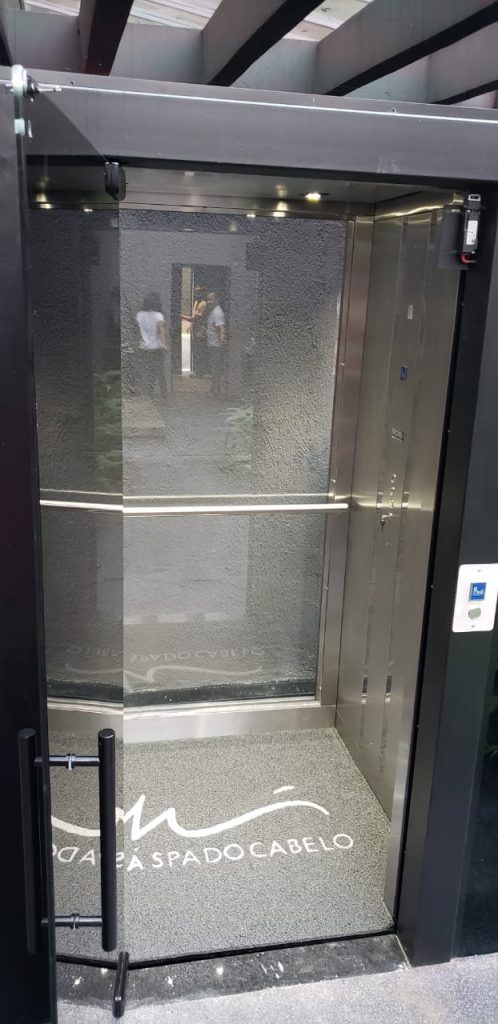Plataforma de Acessibilidade Panorâmica em Aço Inox